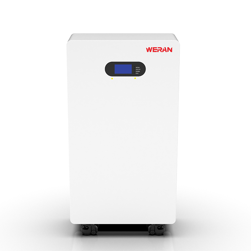 WERAN WRL-48200UW 51,2 V 200 Ah LiFePO4 -akku (10,24 kWh) – IP65 pyörä-/seinäkiinnitys, pinottava 48 V aurinkosäilytys